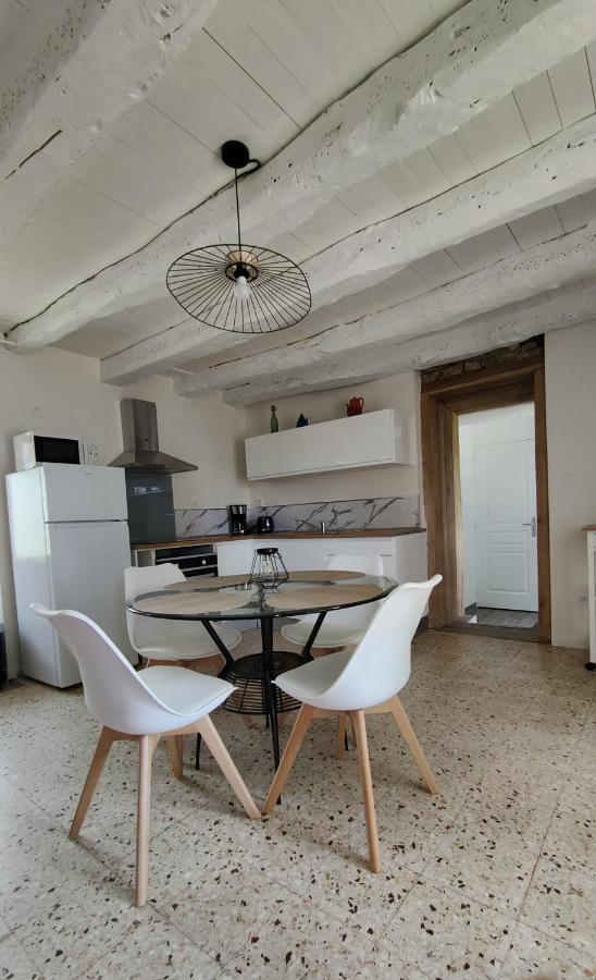 Gite Les Placettes Sainte-Foy-de-Longas Exterior foto